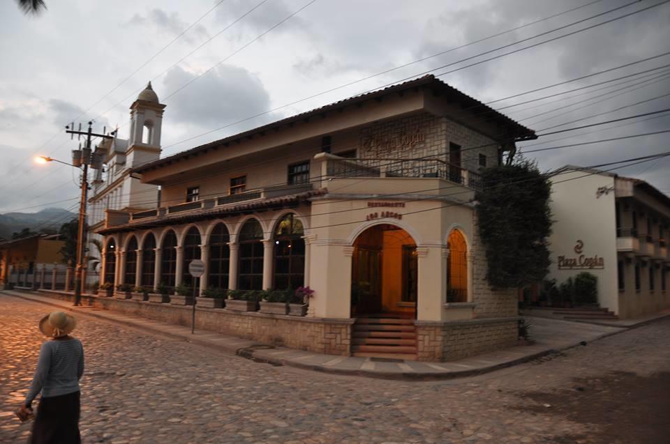 Hotel Plaza Copán Exteriör bild